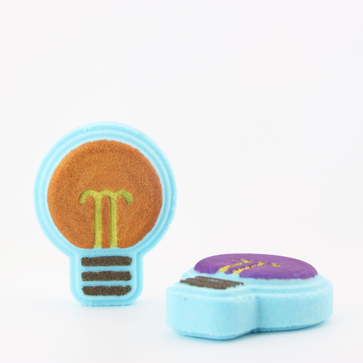 פצצת אמבט בצורת נורה