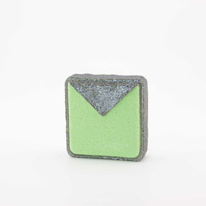 פצצת אמבטיה - תיון