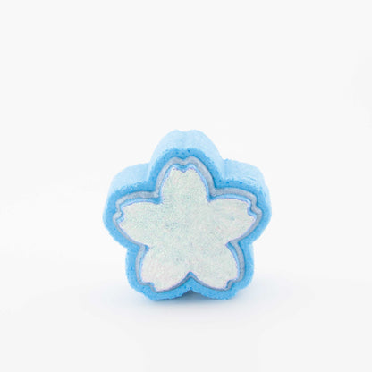 פצצת אמבטיה - פריחת הדובדבן