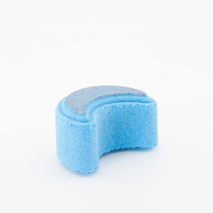 פצצת אמבטיה - ירח סהר